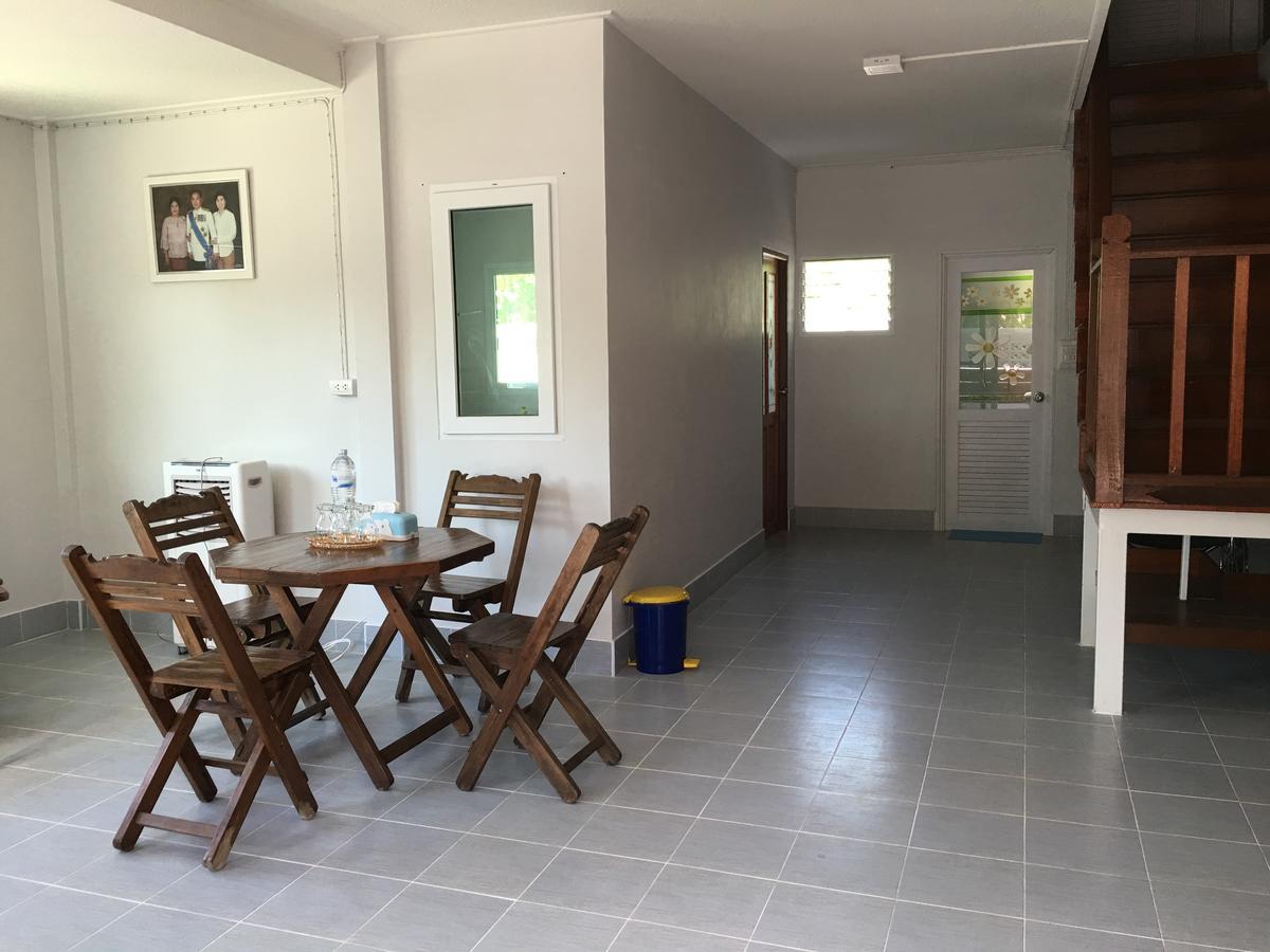 The Little Lopburi Village المظهر الخارجي الصورة